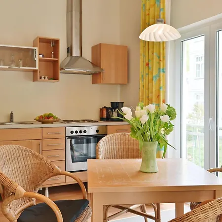 Celia By Interhome